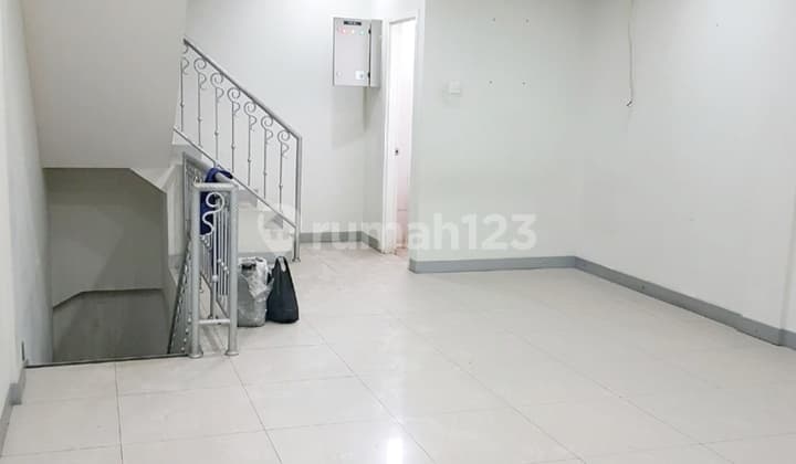 Good Deal Ruko di Mampang Prapatan Raya Jakarta Selatan
