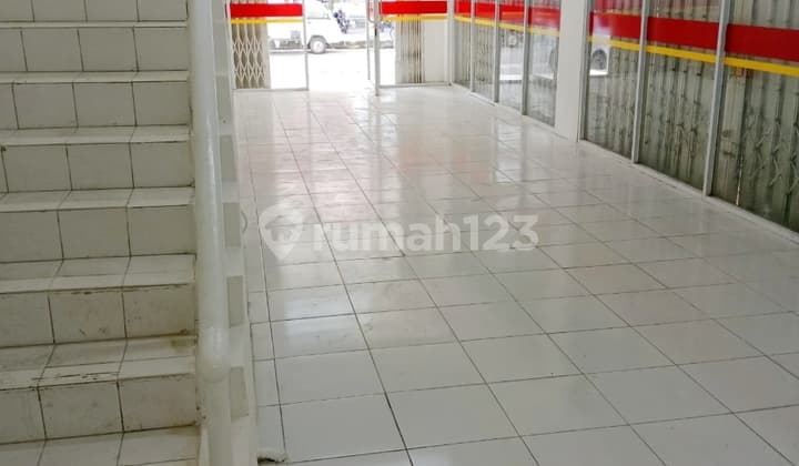 5-Story Ruko for Rent / Sale in Cempaka Mas, Central Jakarta