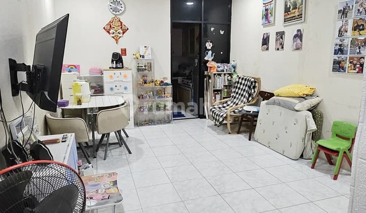 Ready-to-Live House in Taman Palem Lestari, West Jakarta