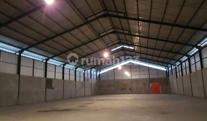 Gudang + Tanah siap pakai di kota Kediri Jawa timur