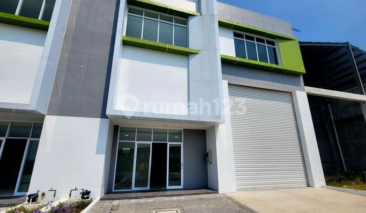 New warehouse near Freeport Jiipe. Close to toll gate and port.