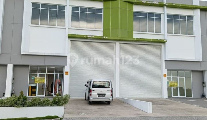 Dijual disewakan Gudang Akr Gem City Ada Kantor Gresik