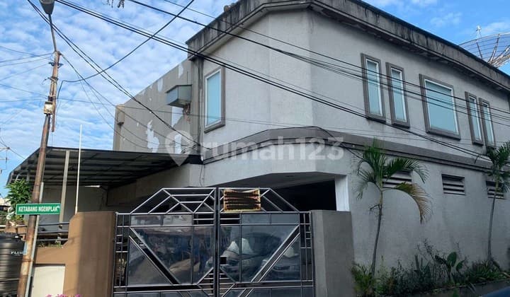 Rumah Murah dan Mewah dengan Lokasi Strategis di Genteng Surabaya