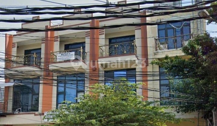 Dijual Ruko Kondisi Bagus Kawasan Ramai Potensial di Tegalsari, Surabaya