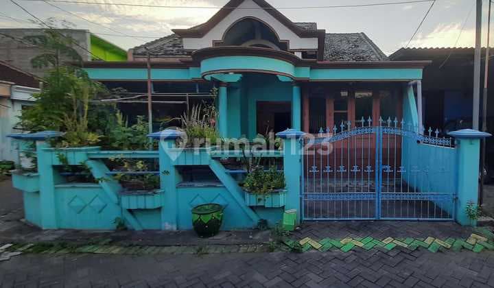 Rumah Murah dan Bagus di Kebomas, Gresik