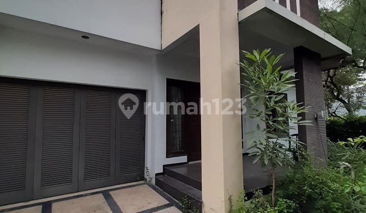 Dijual Rumah Hook Hitung Tanah di Eastwood Taman Puspa Raya