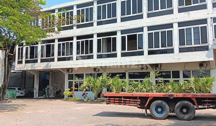 Dijual Gudang Dan Kantor Lokasi Strategis di Menganti, Gresik
