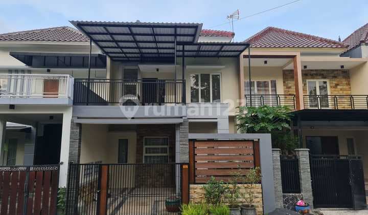 For Sale 2-Story House in Batu Panorama, Malang