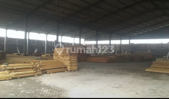 Dijual Gudang Kondisi Bagus Siap Pakai Gresik