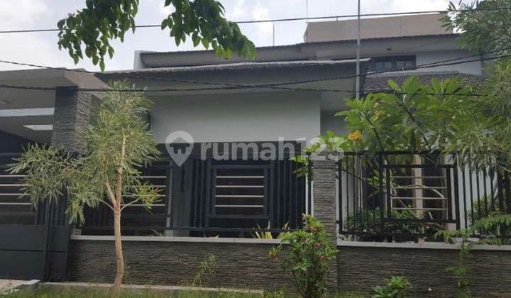 Dijual Rumah Bagus Full Furnished di Tenggilis Tengah 2, Surabaya