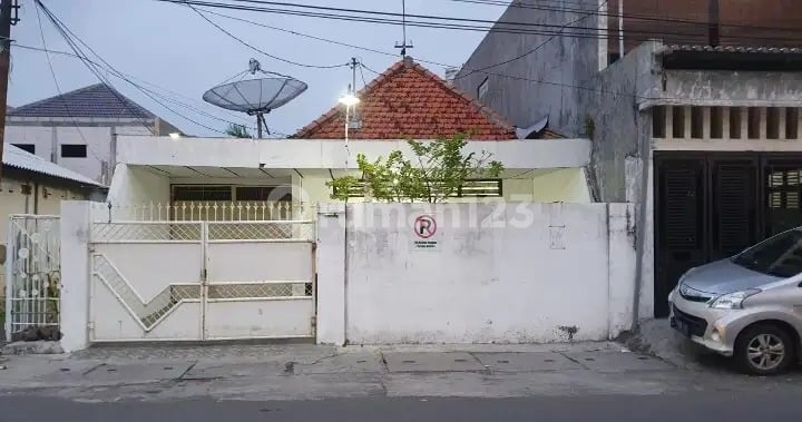 For Sale Well-Maintained Nice House on Jl Pucang Sewu, Gubeng Surabaya