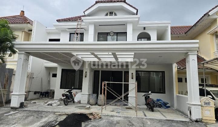 Dijual Rumah 2 Lantai Baru Renovasi di Pakuwon City, Surabaya