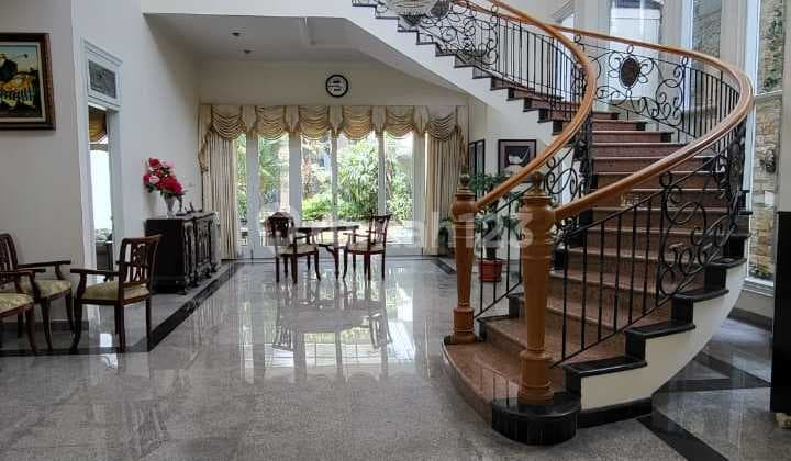 For Sale 2-Story Furnished House in Graha Golf, Araya Malang