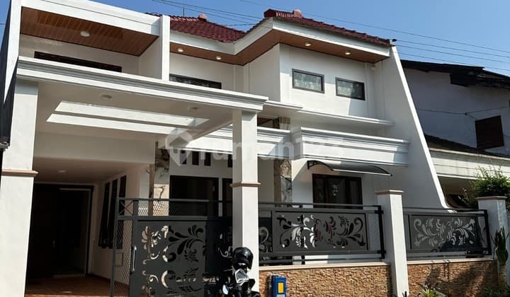 Dijual Rumah Bagus Baru 2 Lantai di Perum PBI, Blimbing Malang