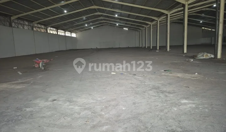 For Rent: Spacious Warehouse, Ready to Occupy, on Raya Pandaan Pasuruan