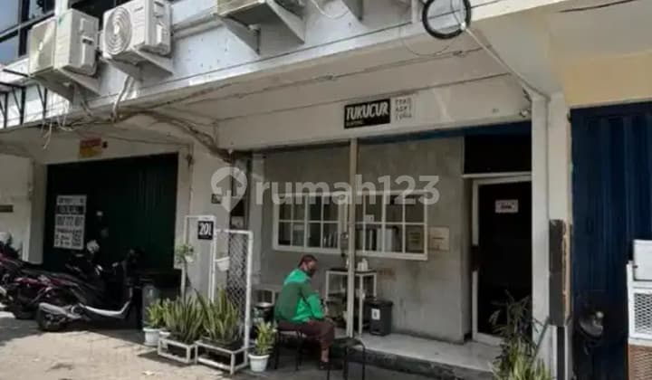Dijual Ruko Bagus Terawat Strategis di Gayungan Surabaya Kota