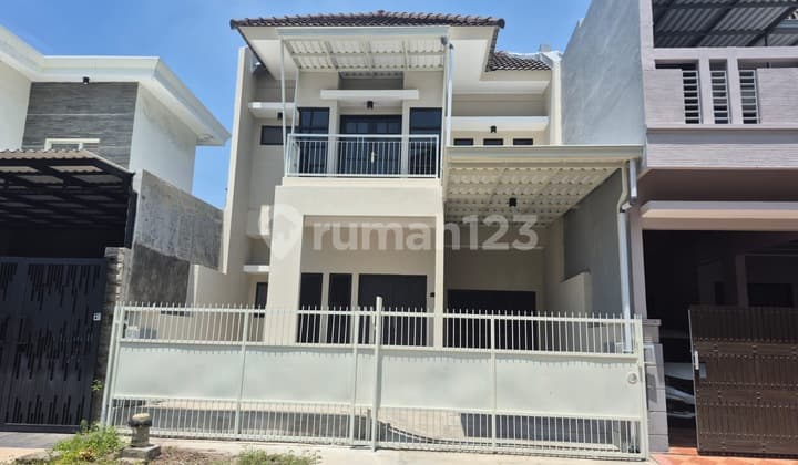Dijual Rumah Bagus 2 Lantai Siap Huni di Pondok Mutiara Sidoarjo