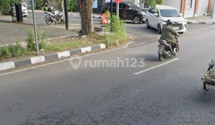 For Rent: Strategic 2-Story Shop House Zero Road in Sidoarjo City Center