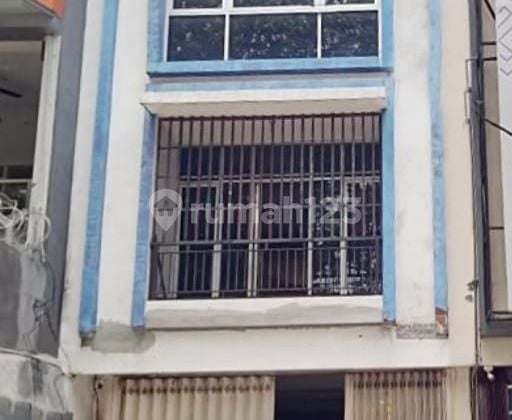 Dijual Ruko 3 Lantai di Jl Sunandar Priyo Sudarmo, Blimbing Malang