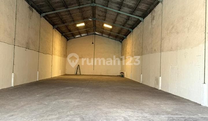 Disewakan Gudang Luas Siap Pakai di Area Pergudangan Sidoarjo