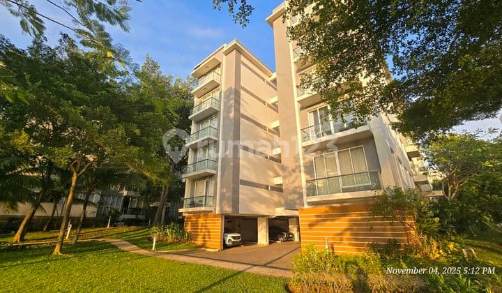 Spacious Condovilla as Comfortable as a Home in Rainbow Springs Condovillas Serpong