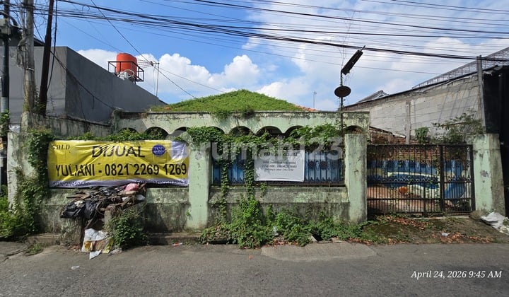 Old House Fast Sale in Jatibening