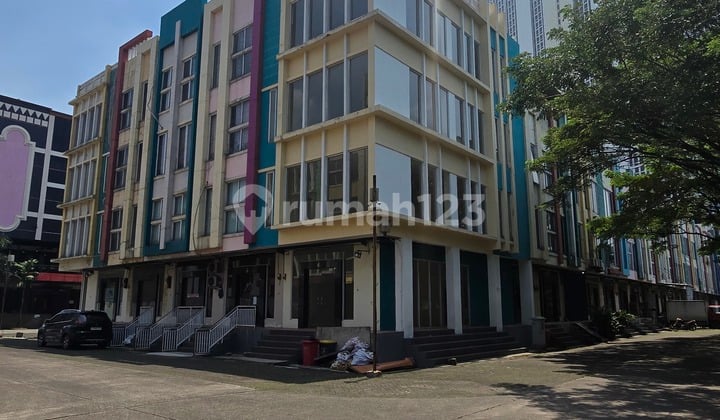 Ruko Hook Siap Pakai Jual Cepat di Cikarang Square