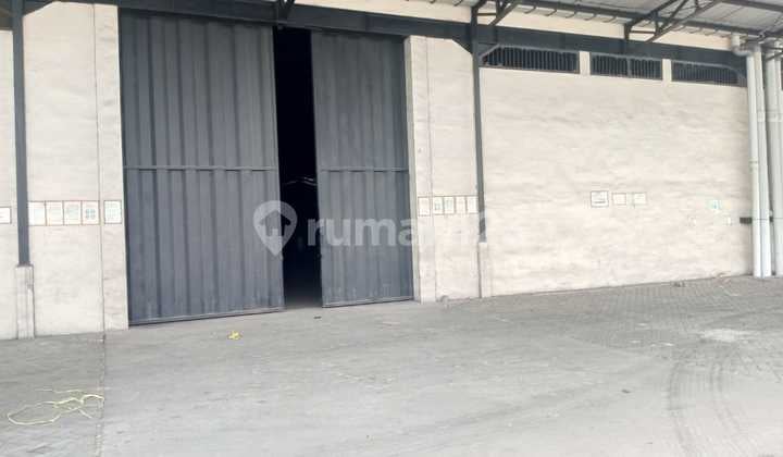 DISEWAKAN GUDANG OSOWILANGUN