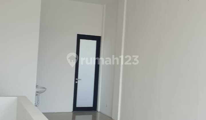 Disewakan Ruko Baru Raya Tambak Rejo siap huni dengan lokasi strategis