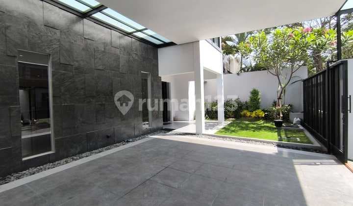 DIJUAL RUMAH BARU GRESS MODERN MINIMALIS SIAP HUNI SURABAYA BARAT DIAN ISTANA PARK AVENUE, BERSEBELAHAN DENGAN GRAHA FAMILI