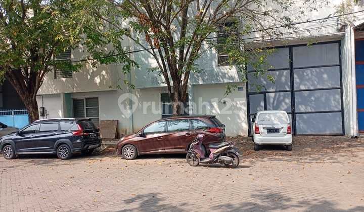 DIJUAL PERGUDANGAN SAFE N LOCK dengan lokasi strategis