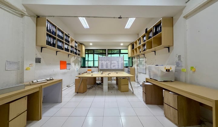 Ruko Disewakan Perlantai Strategis Pinggir Jalan Raya Daan Mogot Raya Jakarta Barat