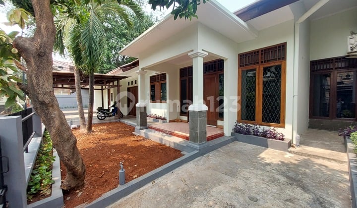 Jarang Ada! Rumah Huk 283 Strategis Bebas Banjir Kemanggisan Dekat Slipi Jakarta Barat