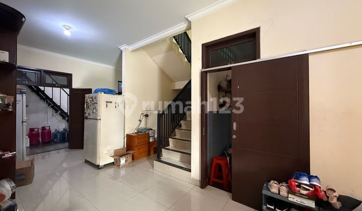 Rumah 2 Lantai 8X16 Sunrise Garden Jakarta Barat