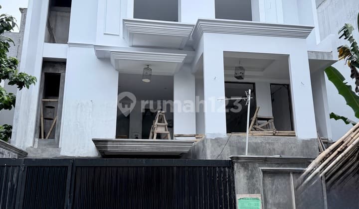 Rumah Baru Fully Furnish Permata Buana Jakarta Barat