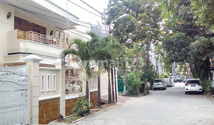 Rumah Luas Lapang Uk 11x24 Tanjung Duren Jakarta Barat