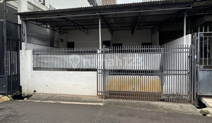 Rumah Hitung Tanah Taman Ratu Blok Double Bebas Banjir Jakarta Barat