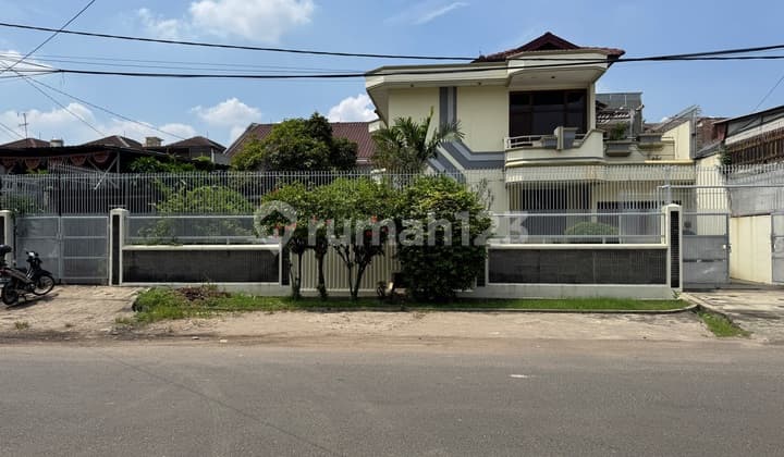 Rumah Siap Huni 520m2 Jalan Boulevard Duri Kepa Jakarta Barat