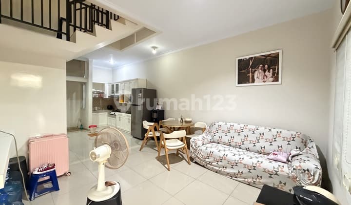 Rumah 4X13 Terawat Rapi Bersih Tanjung Duren Selatan Jakarta Barat
