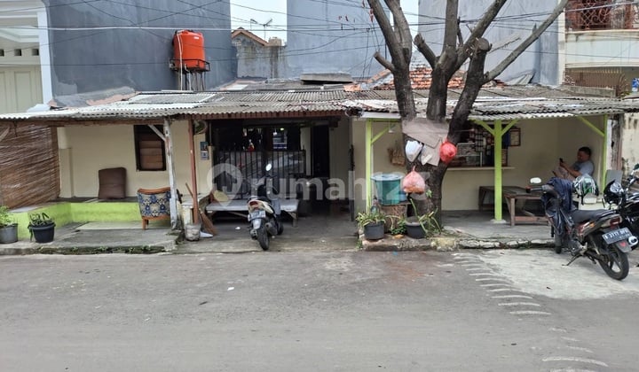 Rumah Hitung Tanah 11x20 Row 2 Mbl Lega Bebas Banjir Tanjung Duren Jakarta Barat
