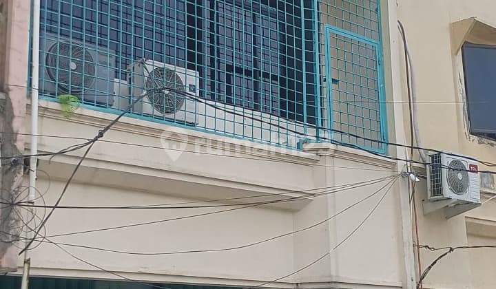 Strategic 3-Story Shop House in Kedoya, West Jakarta