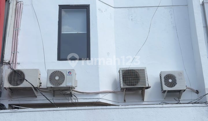 Ruko 3Lt Uk 6X23 Strategis Green Garden Jakarta Barat