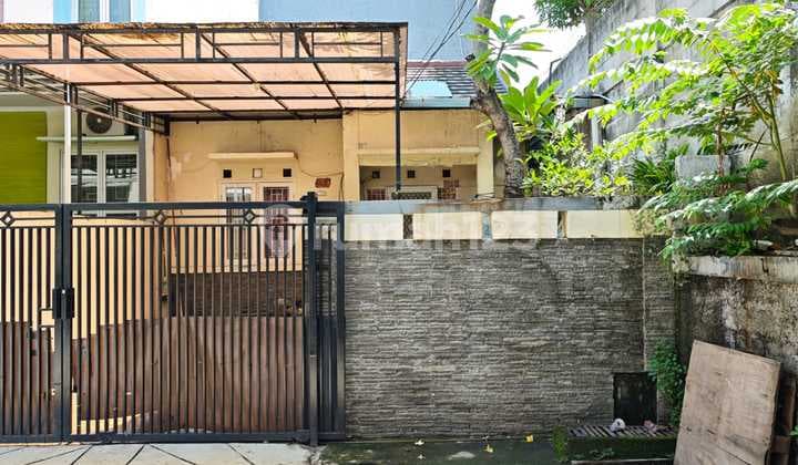 Jarang Ada! Rumah 2Lt Uk 6X17 Strategis Srengseng Jakarta Barat