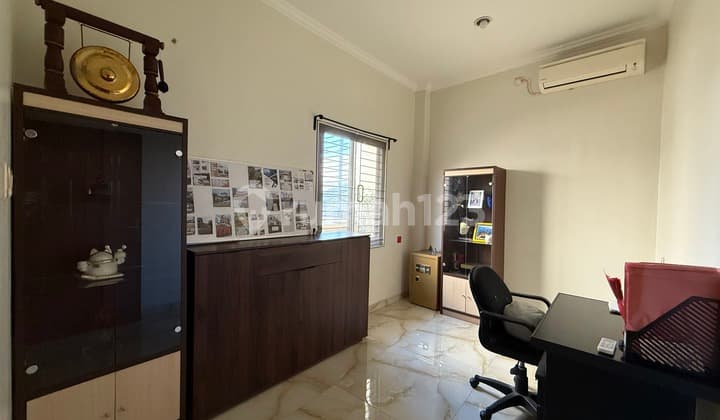 Rumah Usaha Luas Dipinggir Jalan Raya Ramai Lancar Duri Kepa Jakarta Barat