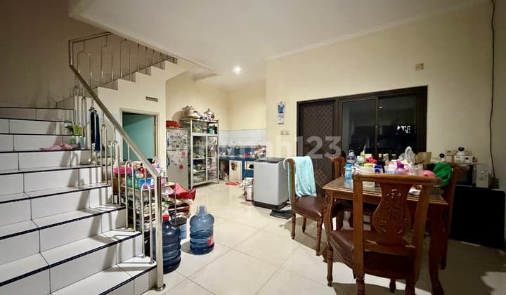 Rumah 90M2 Dalam Komplek Duri Kepa Dekat Tanjung Duren Jakarta Barat