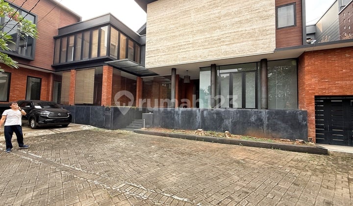 Luxurious Corner House with Basement and Swimming Pool in Kebayoran Lama, South Jakarta