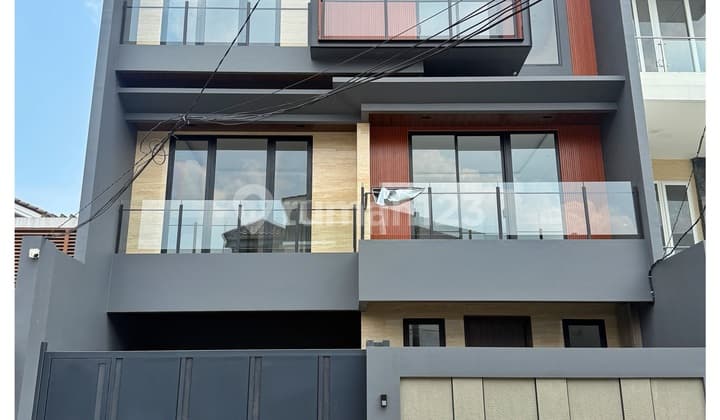 Rumah Baru Modern Dengan Lift Dan Automatic Gate Puri Indah Jakarta
