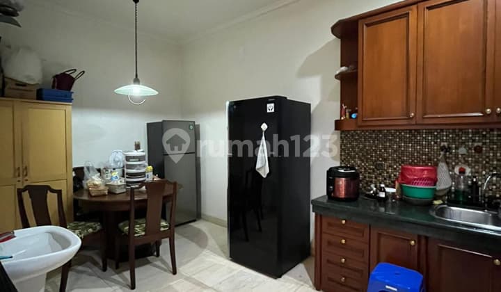 Beautiful Good House 6x15 Strategic Location Puri Indah West Jakarta