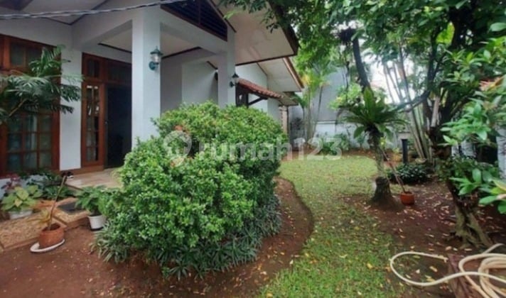 Dijual Rumah Daerah Pejaten Bebas Banjir dan Lokasi Strategis