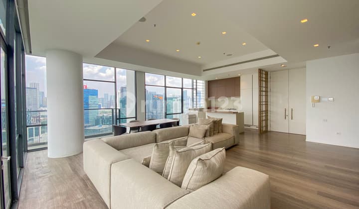 Dijual Murah Unit Verde 3Br 217 Sqm Good Condition Nice View